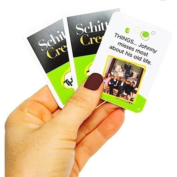 ⭐️‎ Schitt's Creek Edition Bebe Card Game 1616 Holdings Things Family Fun In Box - Picture 5 of 5